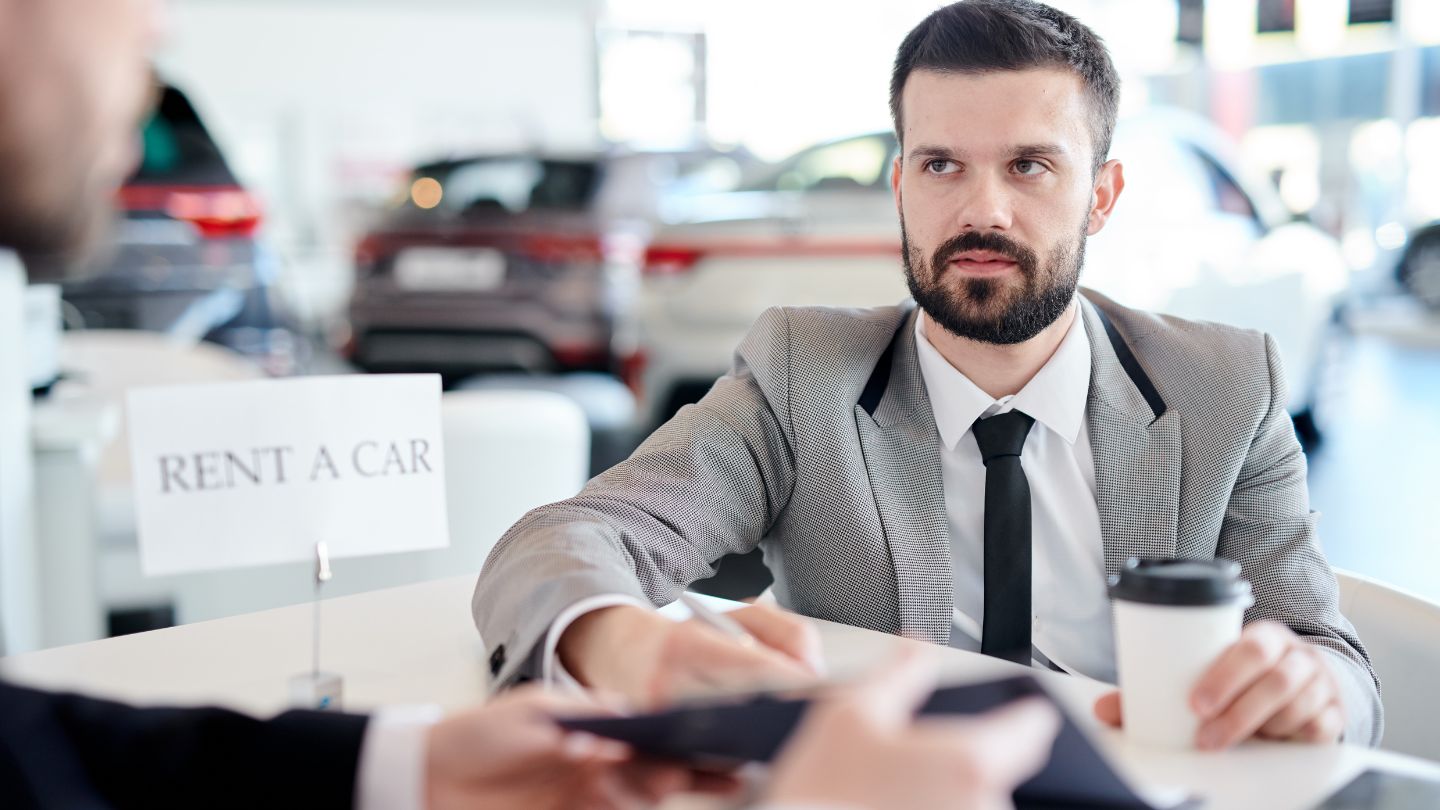 Habilitação digital serve para alugar carro